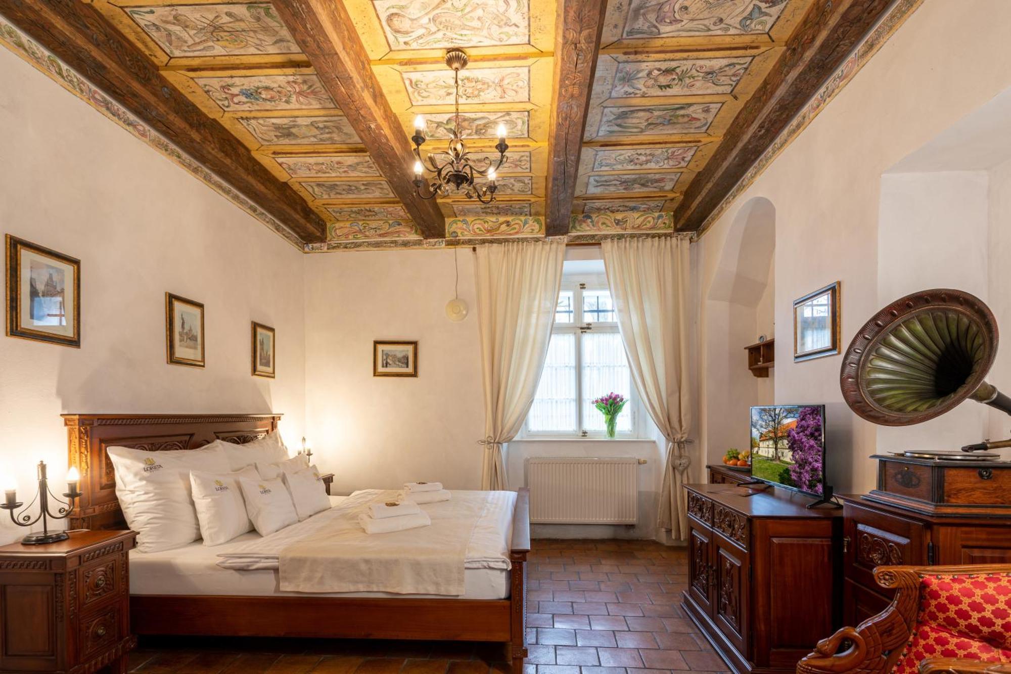 Loreta Hotel Praha Eksteriør bilde