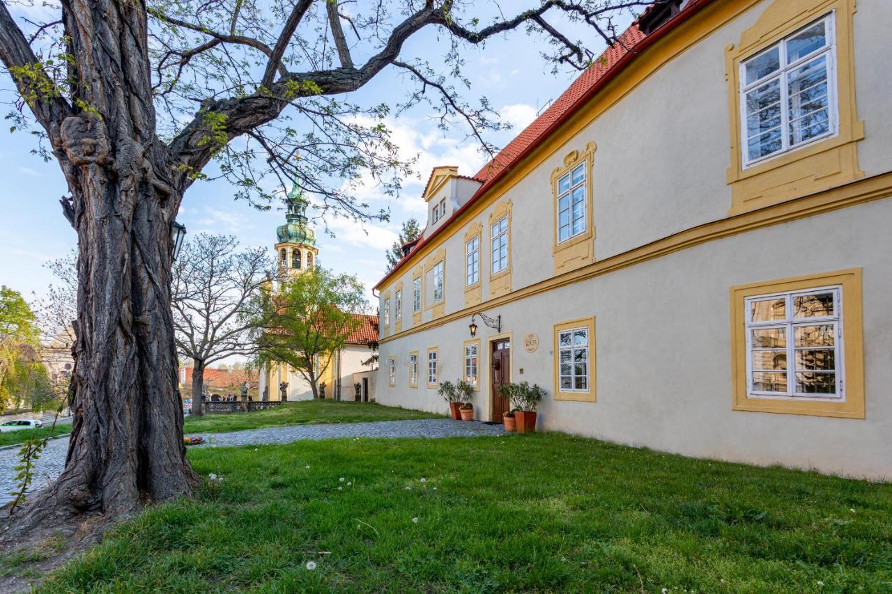 Loreta Hotel Praha Eksteriør bilde